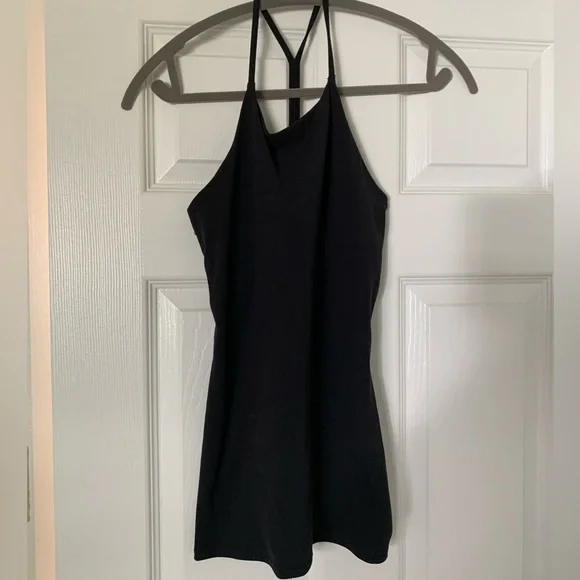 π€ Lululemon High Neck Tank π€ - Picture 3 of 5
